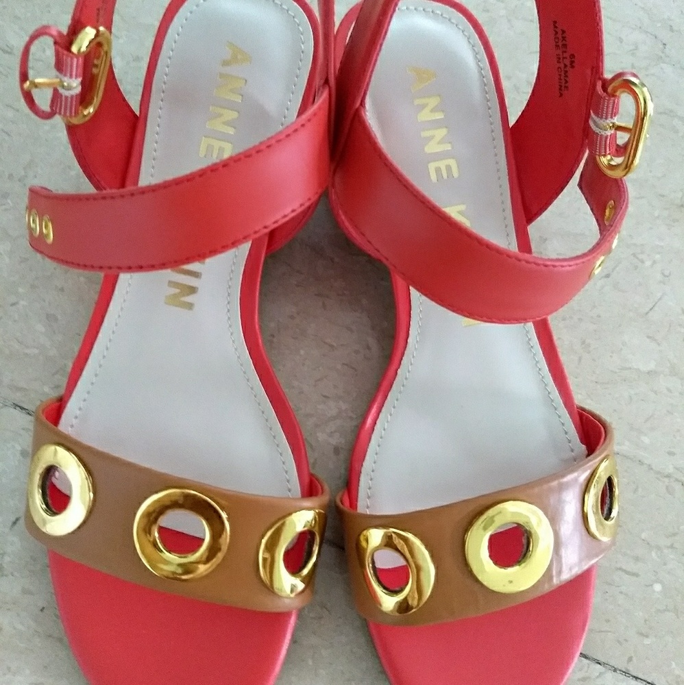 Anne Klein Ellamae Sandals Coral NWOB